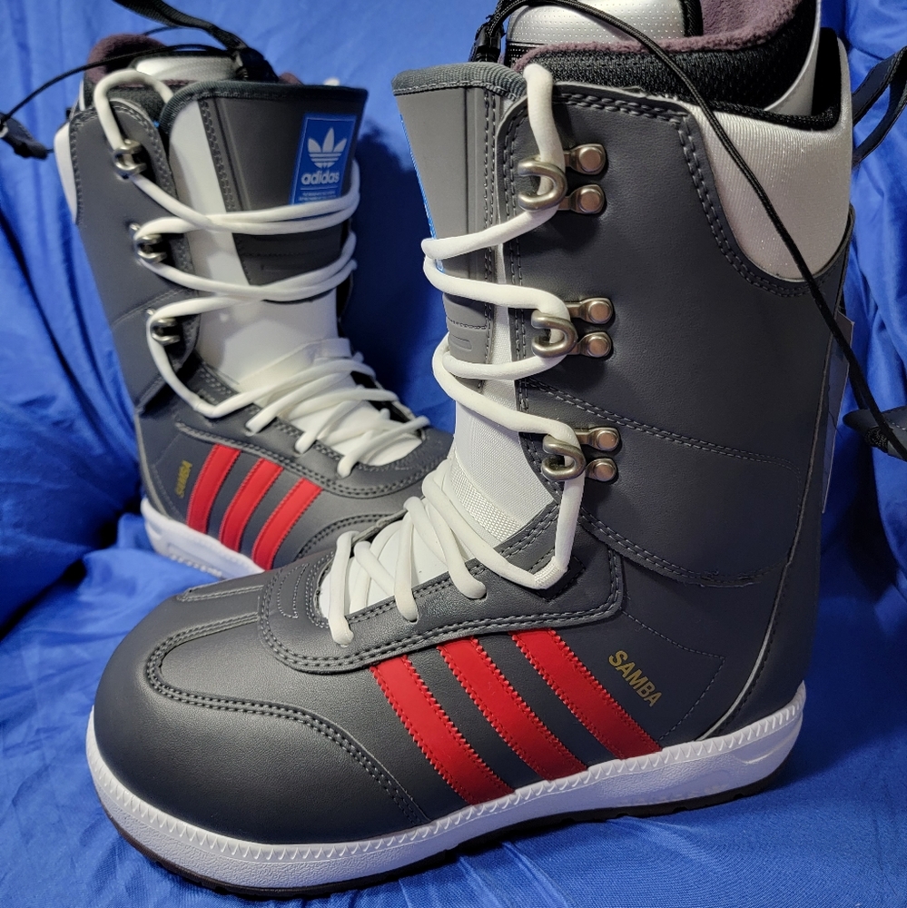 Adidas Samba ADV Snowboard boots sizes 9.5 Men